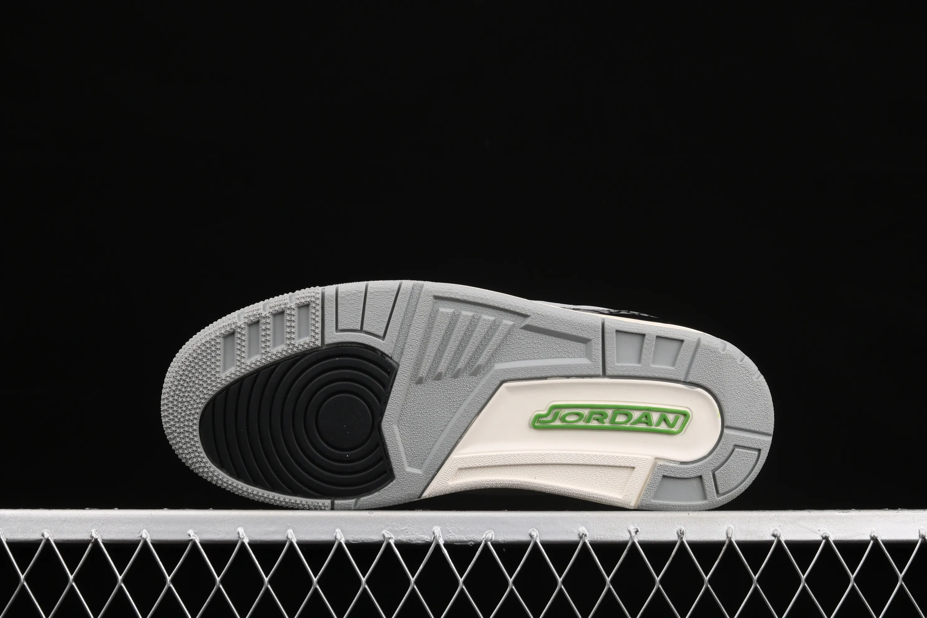 All categories Air Jordan Jordan series basketball shoes Air Jordan 3 #ZG version Air Jordan 3 Retro "Chlorophyll" AJ3 Joe 3 Chlorophyll Gray Green Manuscript 136064-006